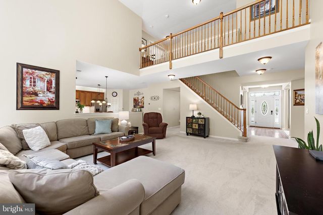 125 KENSINGTON DR, Galloway, NJ 08205