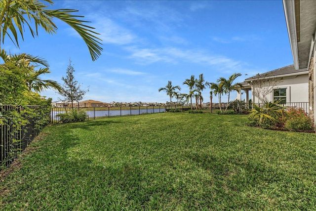10161 TIMBER CREEK Way, Palm Beach Gardens, FL 33412