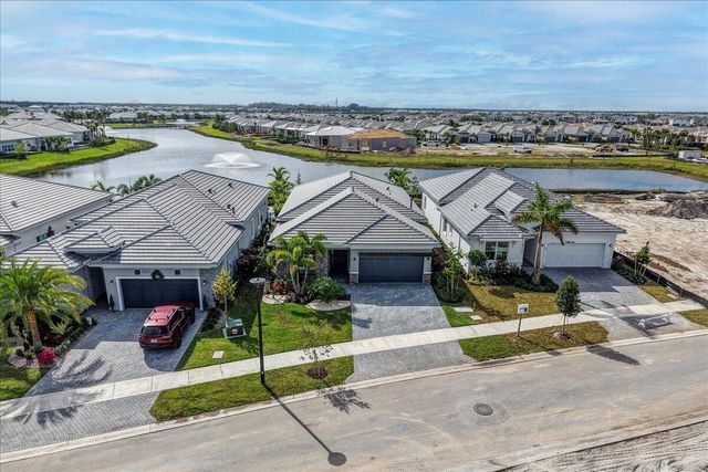 10161 TIMBER CREEK Way, Palm Beach Gardens, FL 33412