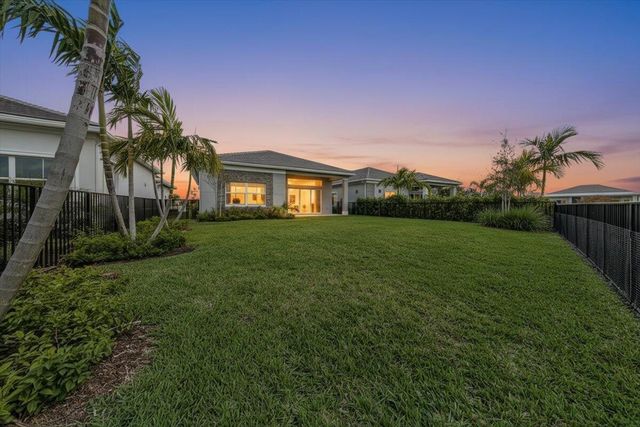 10161 TIMBER CREEK Way, Palm Beach Gardens, FL 33412