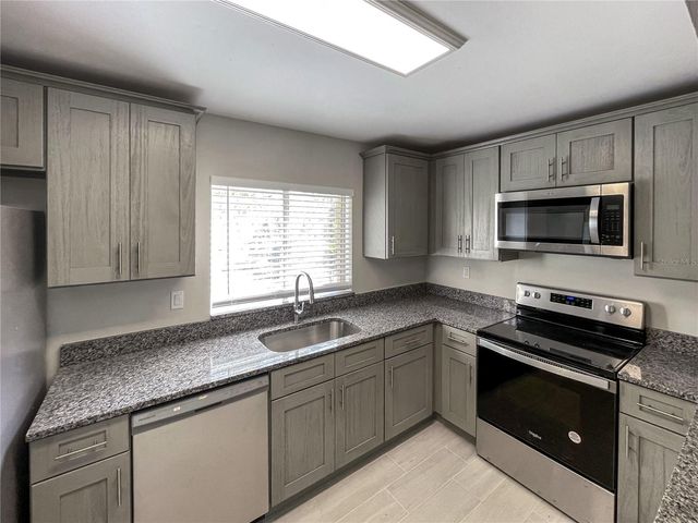 602 ORANGE DRIVE 170, Altamonte Springs, FL 32701