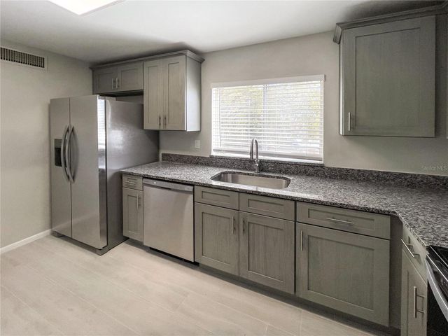 602 ORANGE DRIVE 170, Altamonte Springs, FL 32701