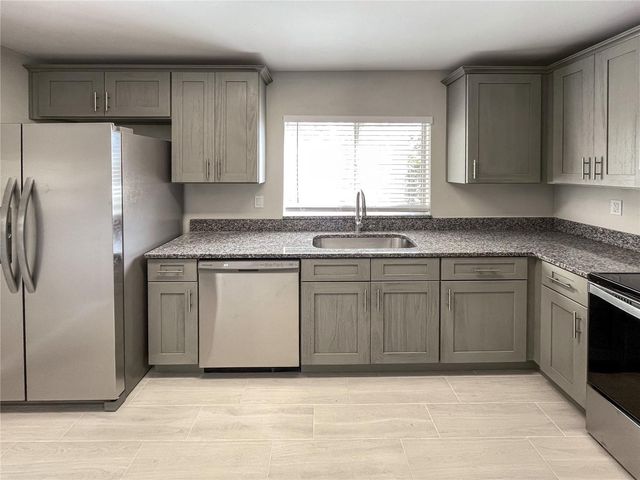 602 ORANGE DRIVE 170, Altamonte Springs, FL 32701