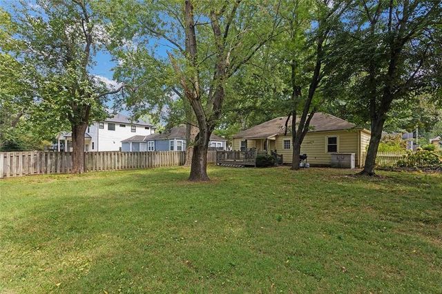 5938 CATALINA Street, Fairway, KS 66205