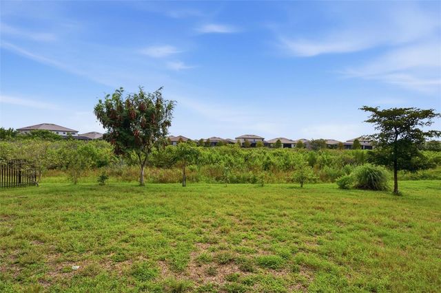 15335 SERENE SHORES LOOP, Bradenton, FL 34211