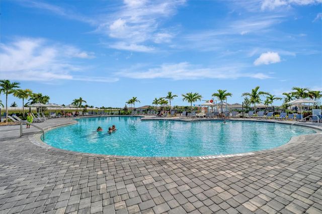 15335 SERENE SHORES LOOP, Bradenton, FL 34211