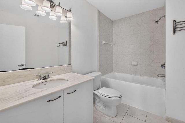133 NE 2nd Avenue 1408, Miami, FL 33132