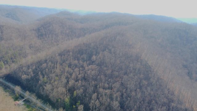 981 Meat Scaffold Road, Jackson, KY 41339