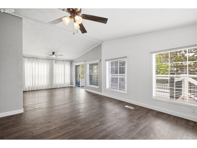 851 Sw SUNSET Way 28, Troutdale, OR 97060