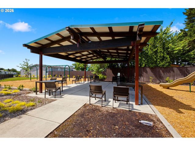 851 Sw SUNSET Way 28, Troutdale, OR 97060