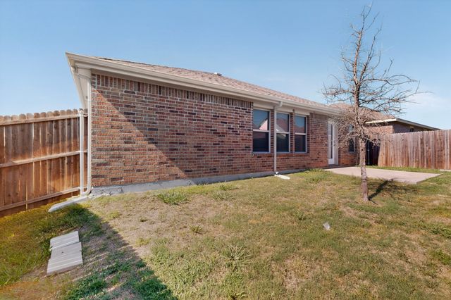 1901 Princeton Avenue, Farmersville, TX 75442