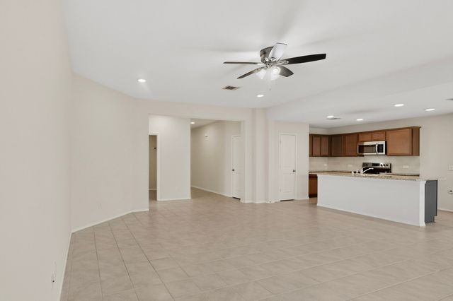 1901 Princeton Avenue, Farmersville, TX 75442