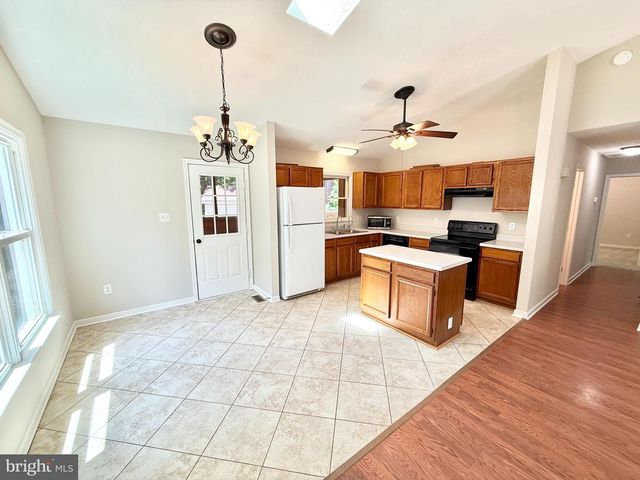 313 CANNON DR, Ruther Glen, VA 22546