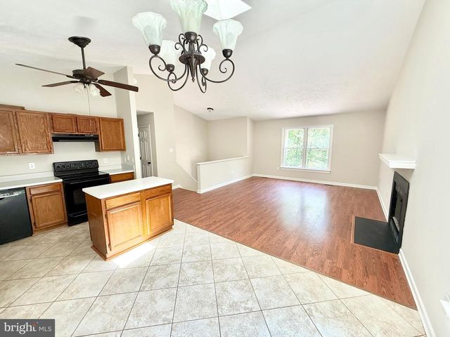 313 CANNON DR, Ruther Glen, VA 22546