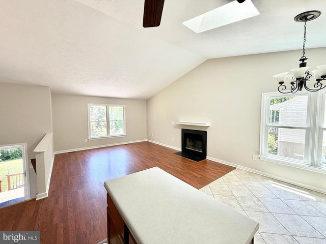 313 CANNON DR, Ruther Glen, VA 22546