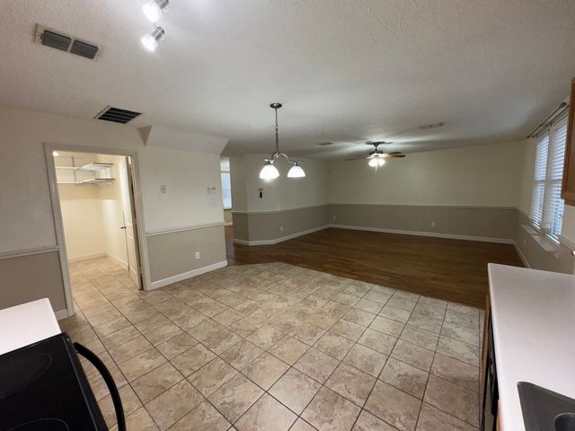 2024 Brazos Court, Grand Prairie, TX 75052