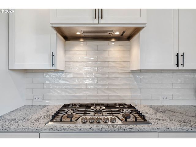 11624 Nw 2ND Ct, Vancouver, WA 98685