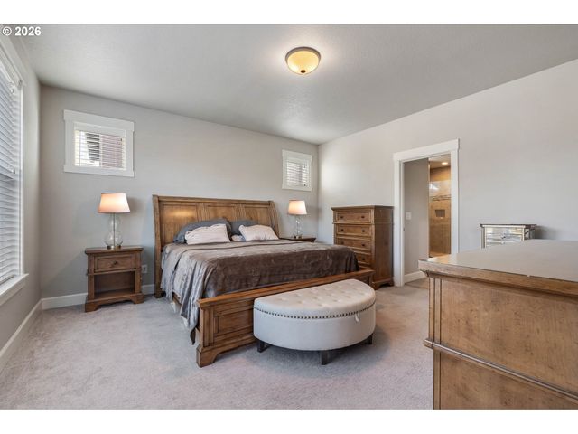 11624 Nw 2ND Ct, Vancouver, WA 98685