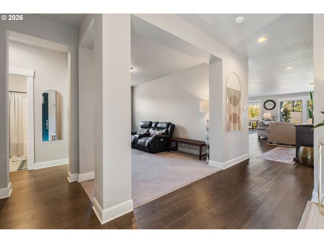 11624 Nw 2ND Ct, Vancouver, WA 98685