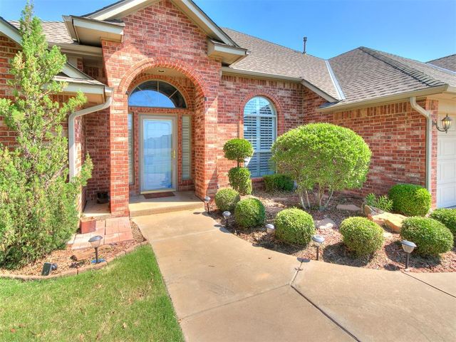 3901 Annalane Drive, Norman, OK 73072