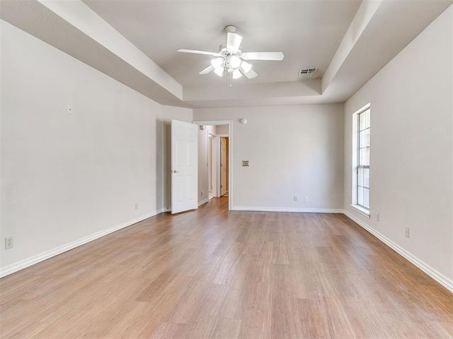 3901 Annalane Drive, Norman, OK 73072