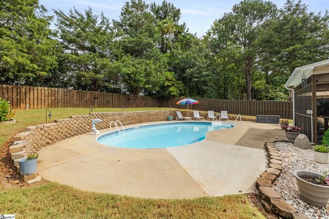 611 Heathrow Court, Moore, SC 29369