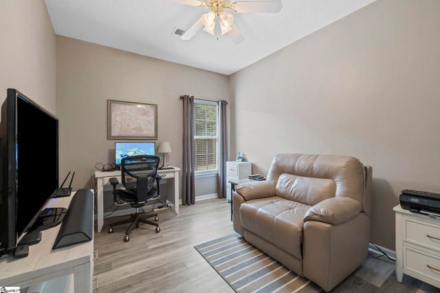 611 Heathrow Court, Moore, SC 29369