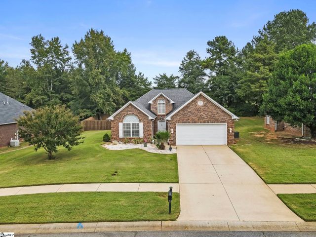 611 Heathrow Court, Moore, SC 29369