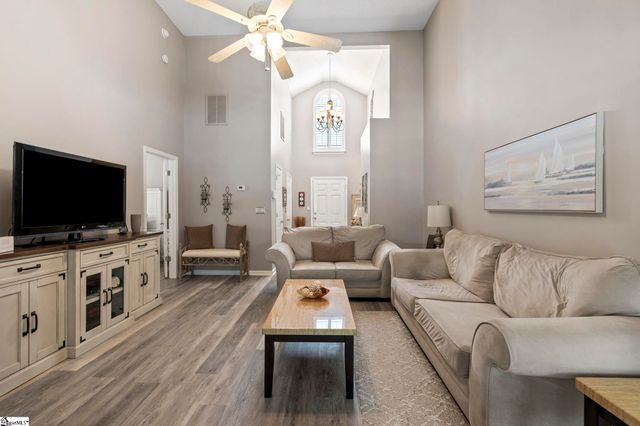 611 Heathrow Court, Moore, SC 29369