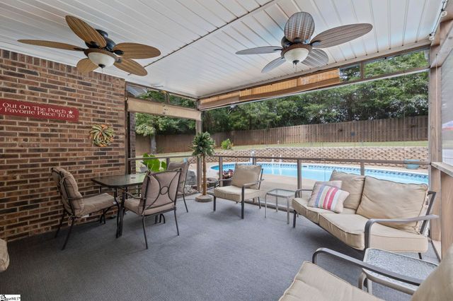 611 Heathrow Court, Moore, SC 29369