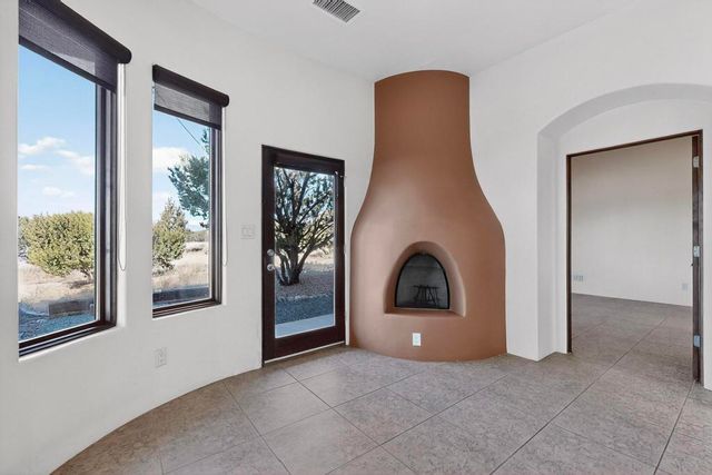 102 Rocking R L Road, Mountainair, NM 87036