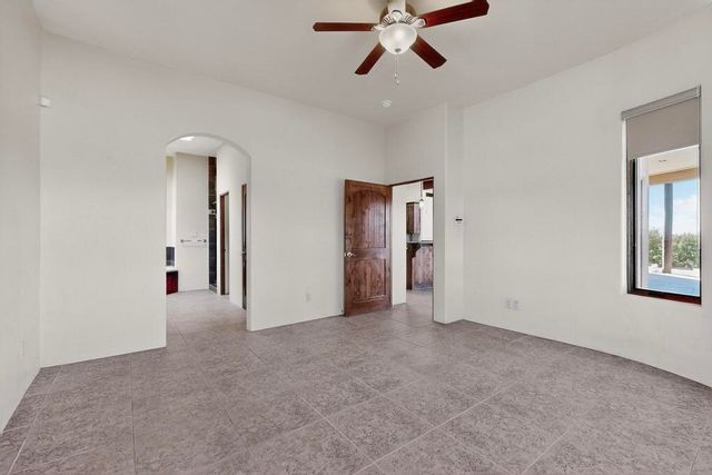 102 Rocking R L Road, Mountainair, NM 87036