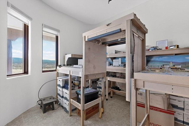 102 Rocking R L Road, Mountainair, NM 87036