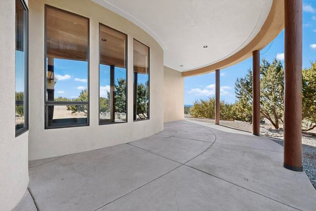 102 Rocking R L Road, Mountainair, NM 87036