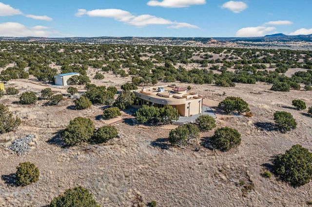 102 Rocking R L Road, Mountainair, NM 87036