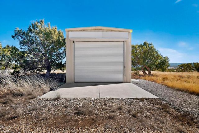 102 Rocking R L Road, Mountainair, NM 87036