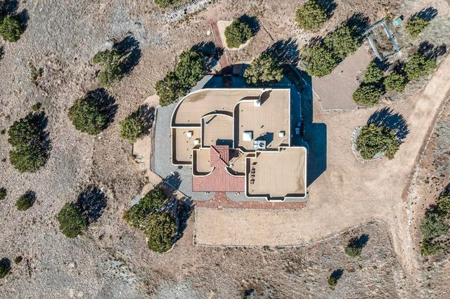 102 Rocking R L Road, Mountainair, NM 87036