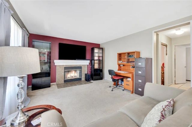 2825 W Newgrove Street, Lancaster, CA 93536
