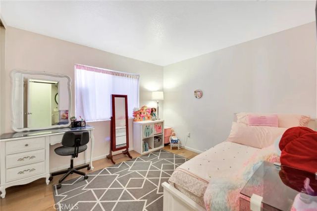 2825 W Newgrove Street, Lancaster, CA 93536