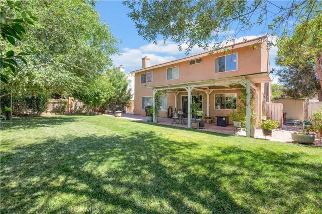 2825 W Newgrove Street, Lancaster, CA 93536