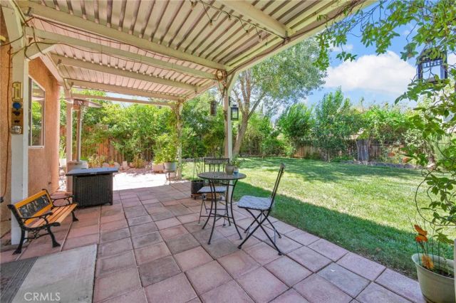 2825 W Newgrove Street, Lancaster, CA 93536