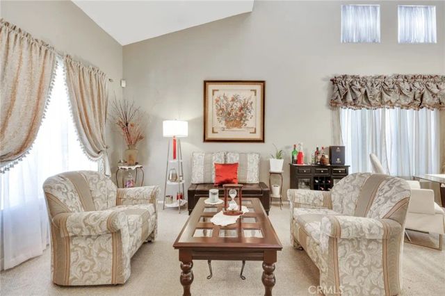 2825 W Newgrove Street, Lancaster, CA 93536