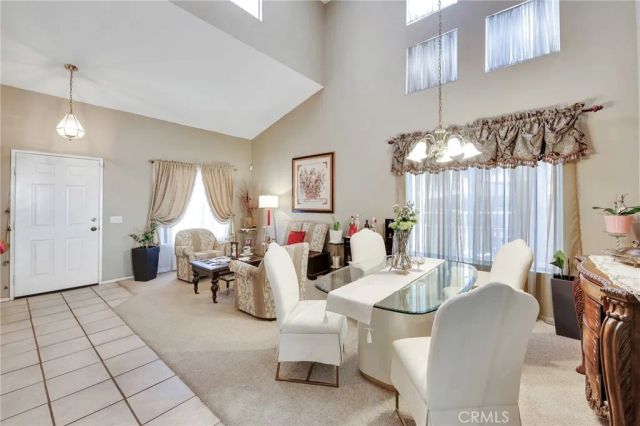 2825 W Newgrove Street, Lancaster, CA 93536