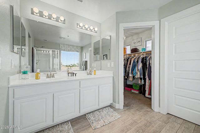 8864 W CAMERON Drive, Peoria, AZ 85345