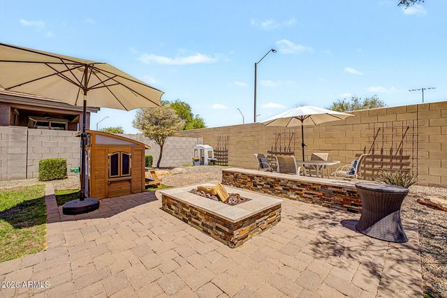 8864 W CAMERON Drive, Peoria, AZ 85345
