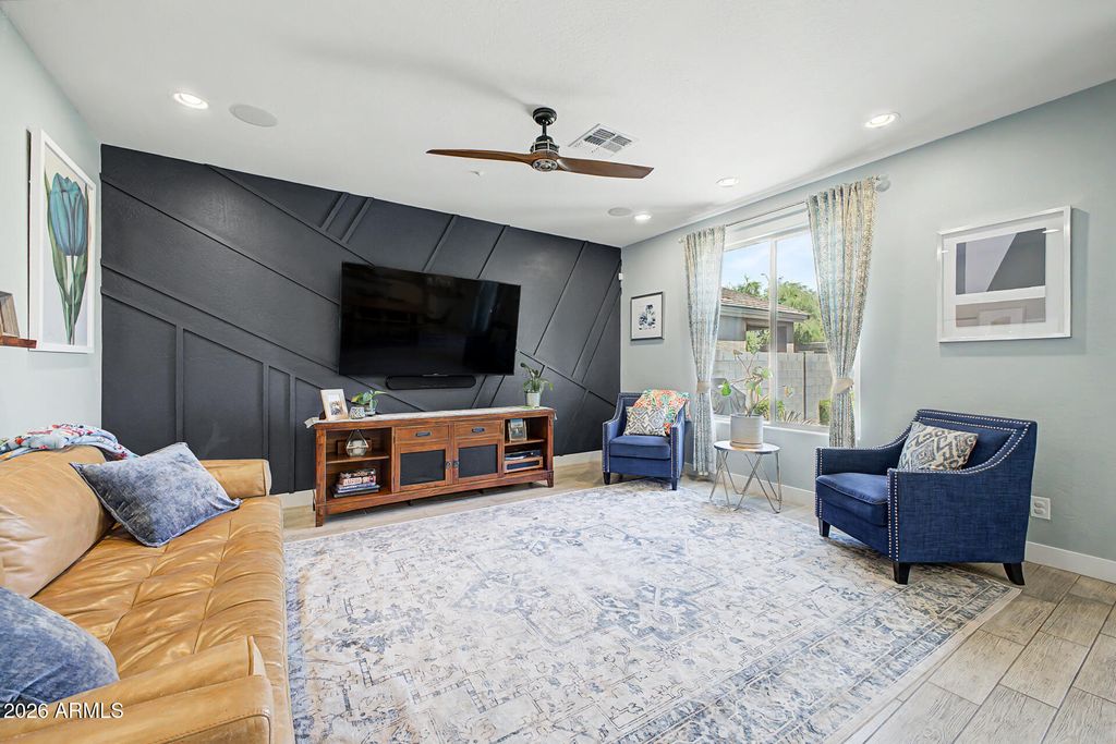 8864 W CAMERON Drive, Peoria, AZ 85345 — photo 2