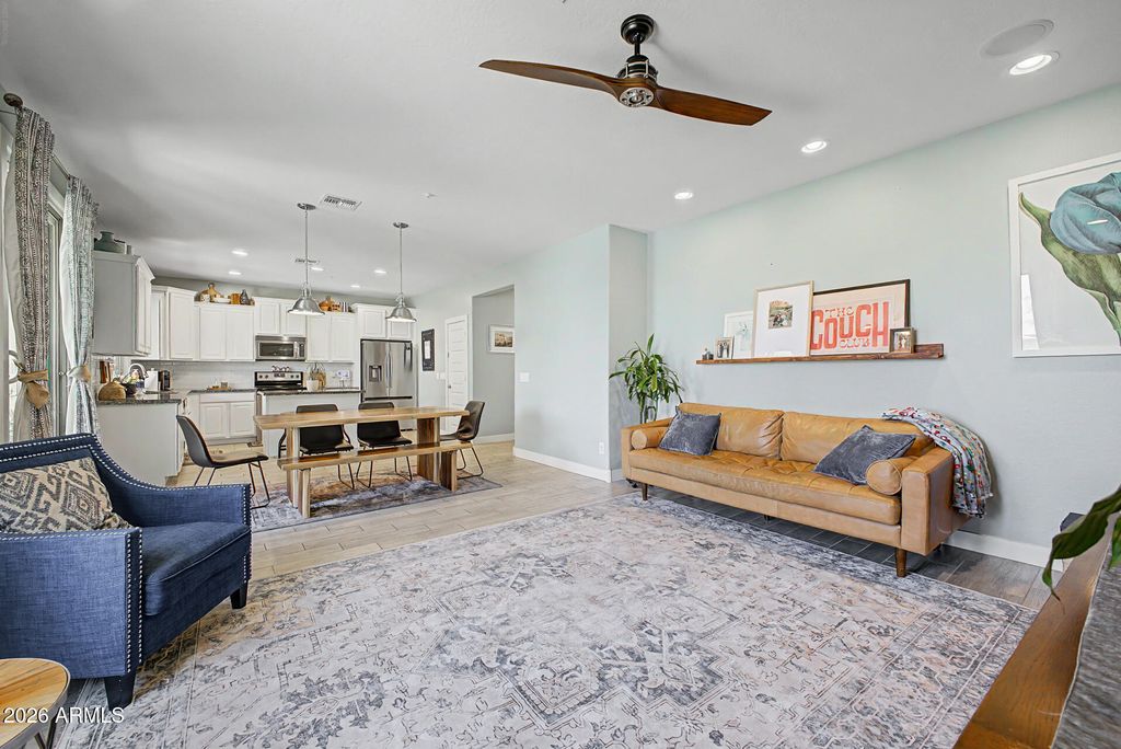 8864 W CAMERON Drive, Peoria, AZ 85345 — photo 3