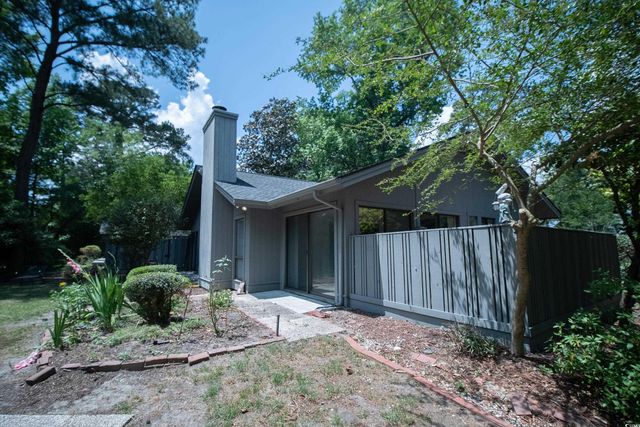 958 Oakwood Ln., Myrtle Beach, SC 29572