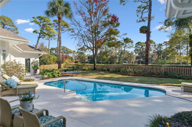 107 Pine Tree, St Simons Island, GA 31522