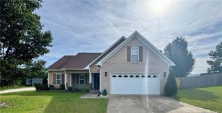 422 Jamestown Avenue, Fayetteville, NC 28303